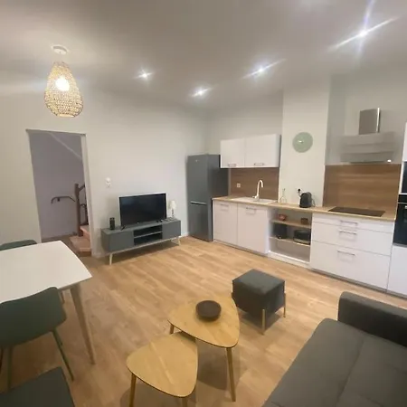 Le Paisiblement Votre 3 Ch, Terrasse, Clim, Park דירה