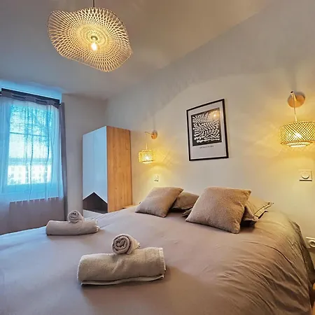 דירה Le Paisiblement Votre 3 Ch, Terrasse, Clim, Park מונטובן